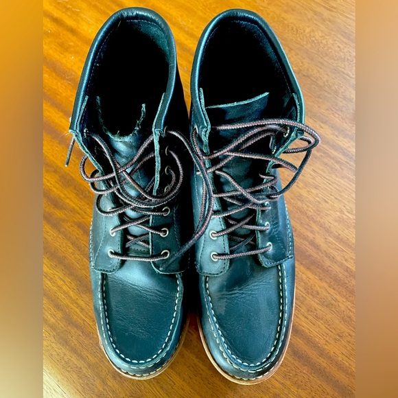 Red Wing Shoes Shoes Redwings 6in Classic Moc In Black Boundary